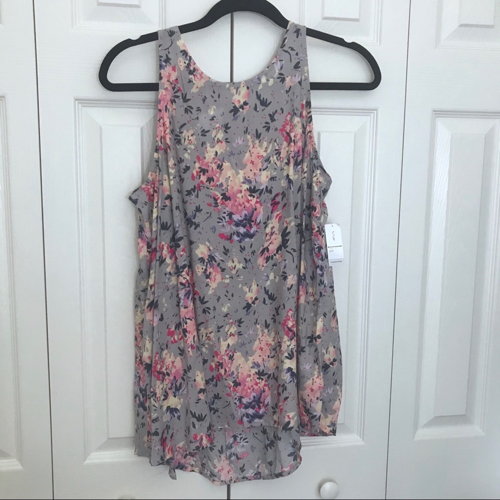 Two for One!! Old Navy Floral Swing Tank Size L